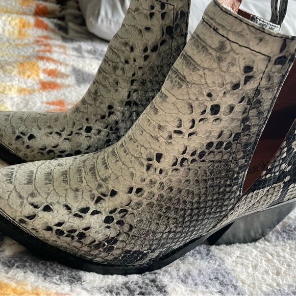 Jeffrey Campbell Snakeskin Boot - Picture 7 of 10